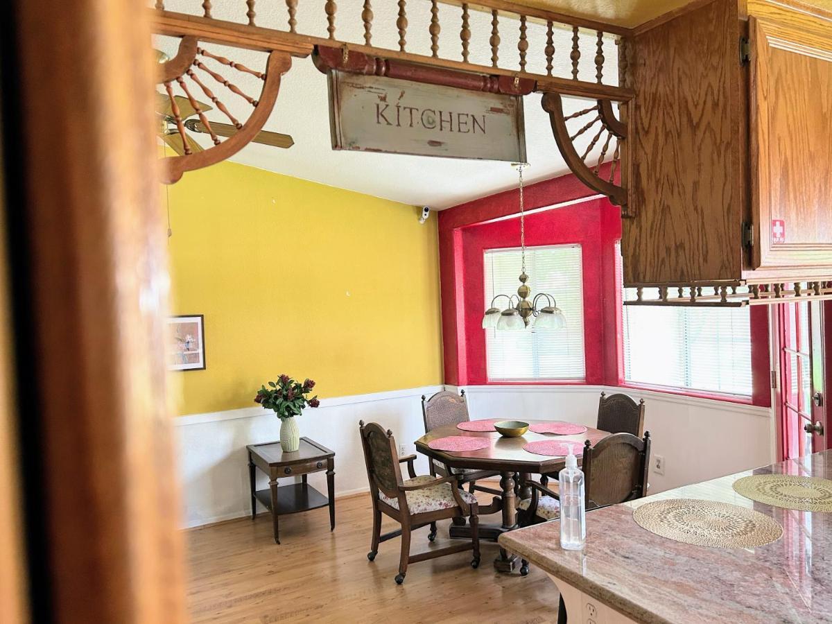 Vineyard Vista Suite With Tv And Private Bathroom Хемет Экстерьер фото