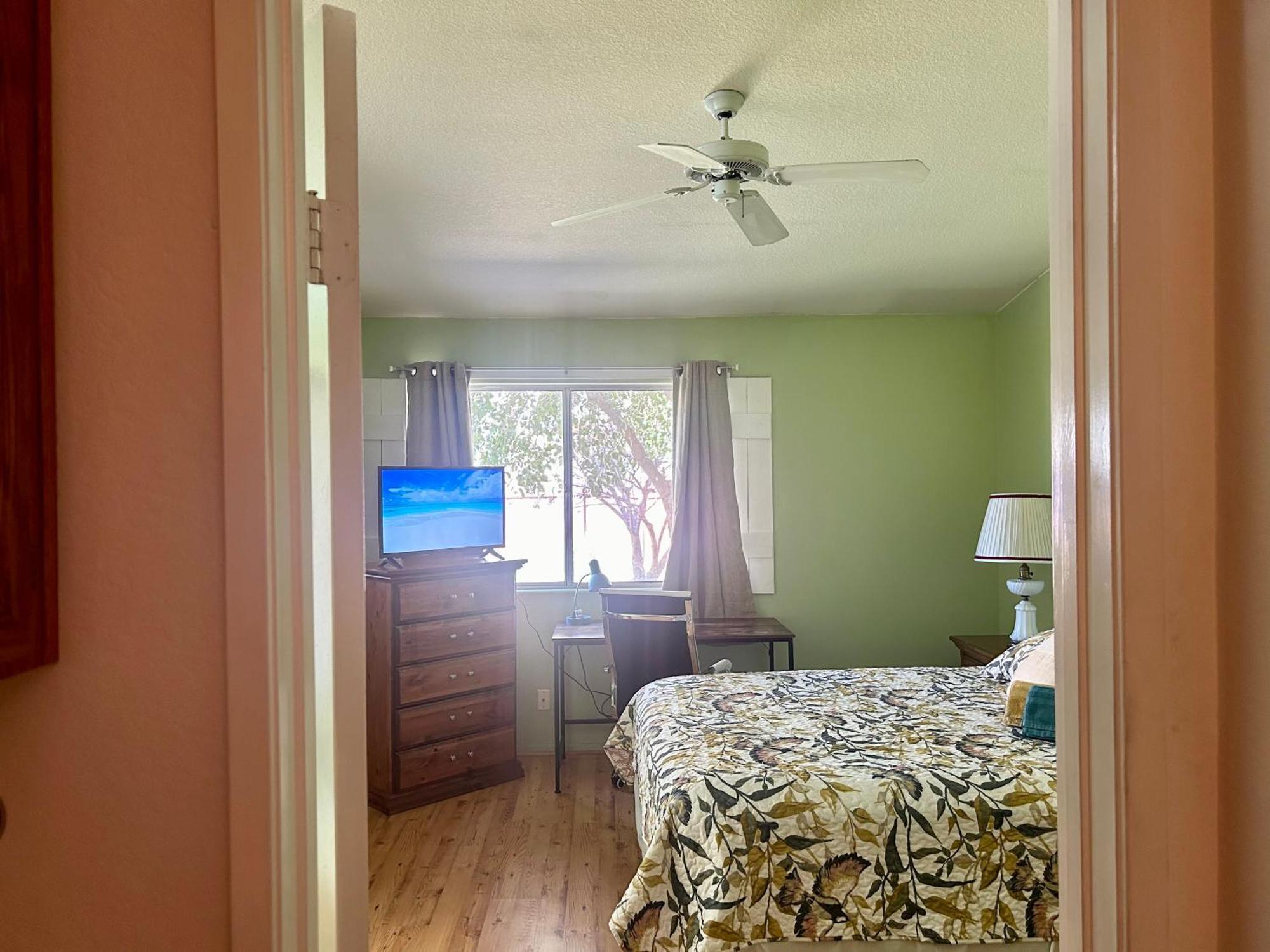 Vineyard Vista Suite With Tv And Private Bathroom Хемет Экстерьер фото